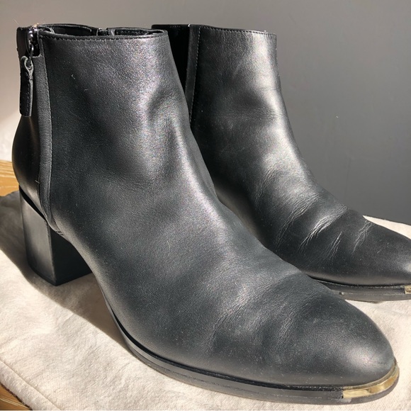 Cole Haan Grand Ambition ankle booties Size: 10 1/2 B - Picture 10 of 15